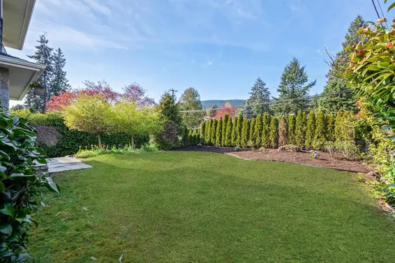 1036 Kings Avenue, West Vancouver For Sale - image 25