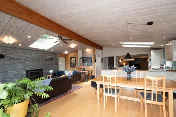 2873 Panorama Drive, North Vancouver For Sale - image 11