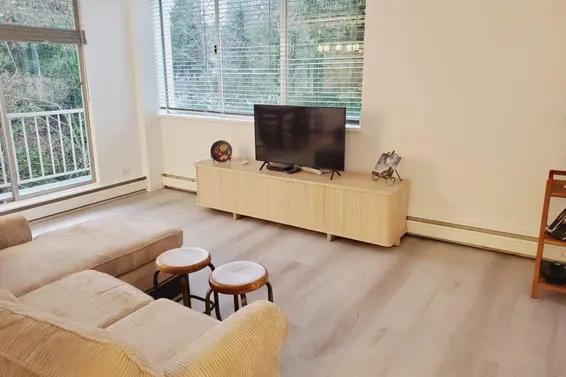 503 1785 Esquimalt Avenue, West Vancouver