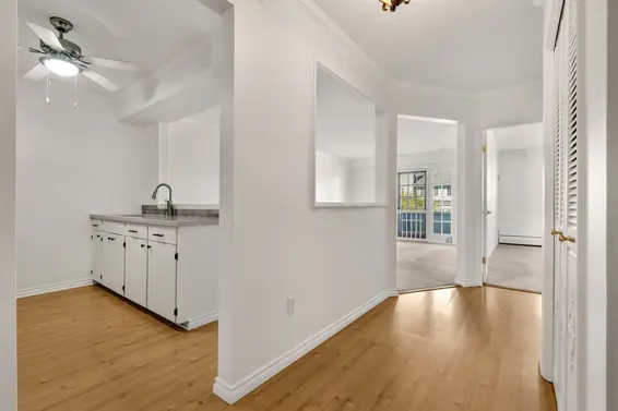 304 120 West 17th Street, North Vancouver For Sale - image 11