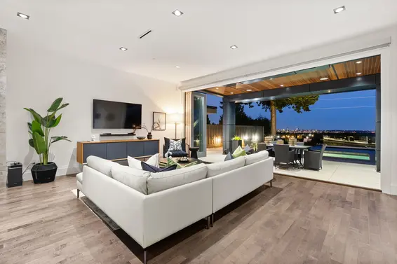 1265 Queens Avenue, West Vancouver For Sale - image 14