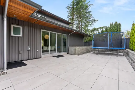 1265 Queens Avenue, West Vancouver For Sale - image 36