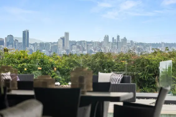 1265 Queens Avenue, West Vancouver For Sale - image 7