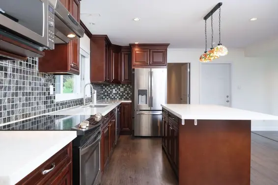 1805 Rosebery Avenue, West Vancouver For Sale - image 12