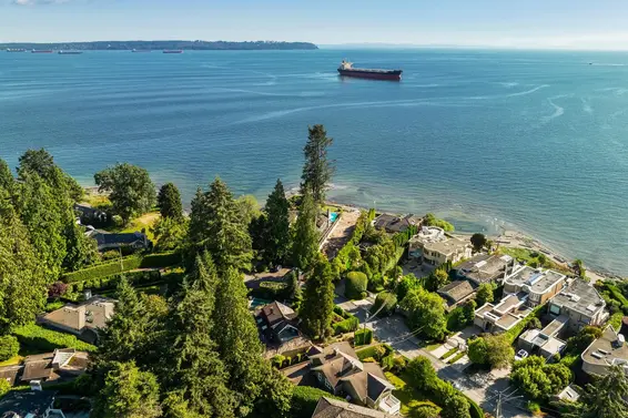 4358 Ross Crescent, West Vancouver For Sale - image 12