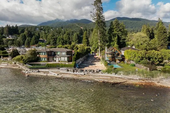 4358 Ross Crescent, West Vancouver For Sale - image 13