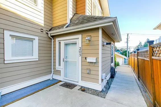 205 East 18Th Street, North Vancouver For Sale - image 36