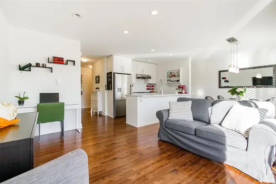205 East 18Th Street, North Vancouver For Sale - image 6