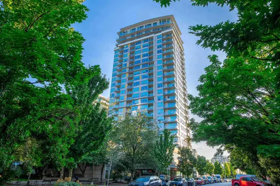 2302 125 East 14th Street, North Vancouver For Sale - image 34