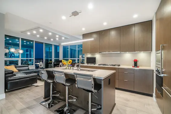 2302 125 East 14th Street, North Vancouver For Sale - image 9