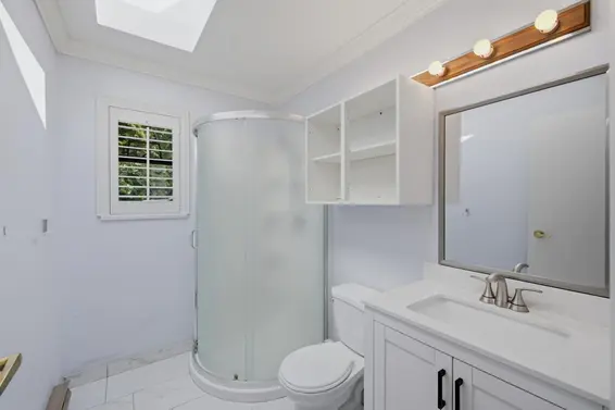2008 Blairview Avenue, North Vancouver For Sale - image 29
