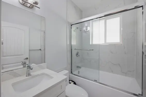 2008 Blairview Avenue, North Vancouver For Sale - image 38