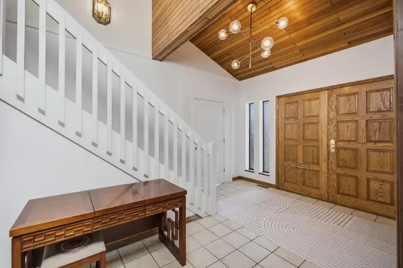 2008 Blairview Avenue, North Vancouver For Sale - image 4
