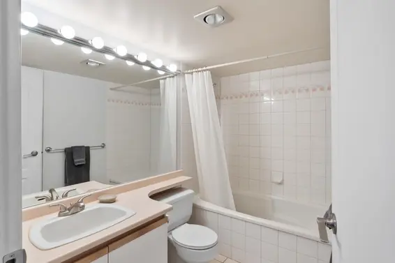 202 1535 Chesterfield Avenue, North Vancouver For Sale - image 16