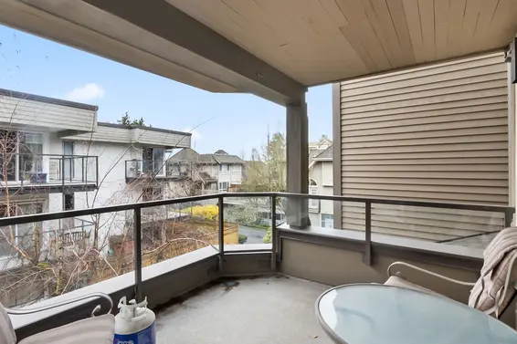 202 1535 Chesterfield Avenue, North Vancouver For Sale - image 17