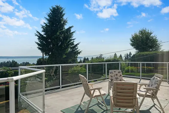 1775 Queens Avenue, West Vancouver For Sale - image 11