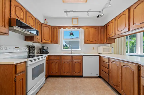 1775 Queens Avenue, West Vancouver For Sale - image 15