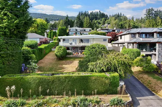 1775 Queens Avenue, West Vancouver For Sale - image 34