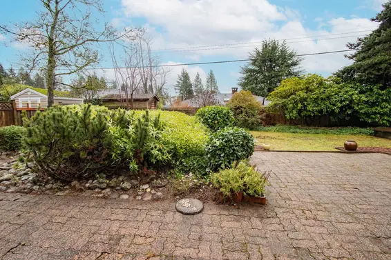 4067 Sunnycrest Drive, North Vancouver For Sale - image 14