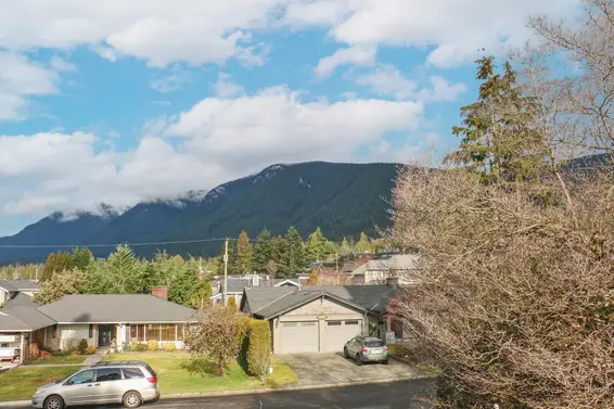 4067 Sunnycrest Drive, North Vancouver For Sale - image 23