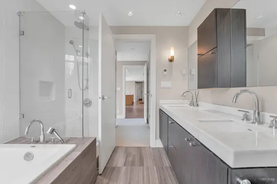 102 908 Keith Road, West Vancouver For Sale - image 21