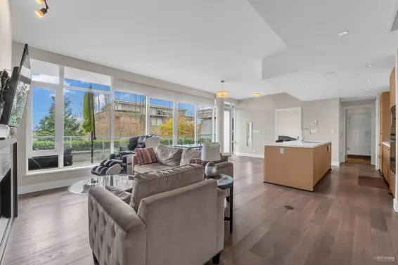 102 908 Keith Road, West Vancouver For Sale - image 3