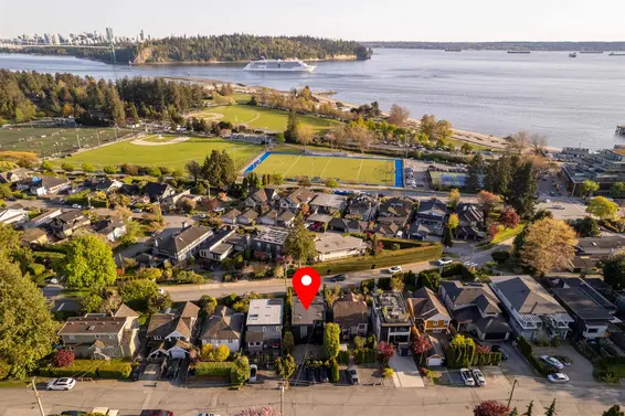 1235 Keith Road, West Vancouver For Sale - image 25