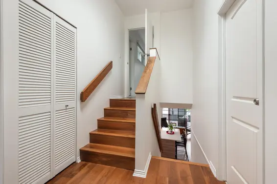 1915 Chesterfield Avenue, North Vancouver For Sale - image 25