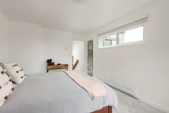 1915 Chesterfield Avenue, North Vancouver For Sale - image 29
