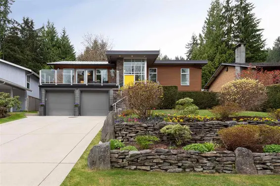 3797 Regent Avenue, North Vancouver For Sale - image 1