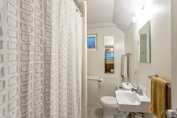 4390 Hoskins Road, North Vancouver For Sale - image 31