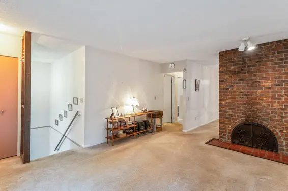 4390 Hoskins Road, North Vancouver For Sale - image 4