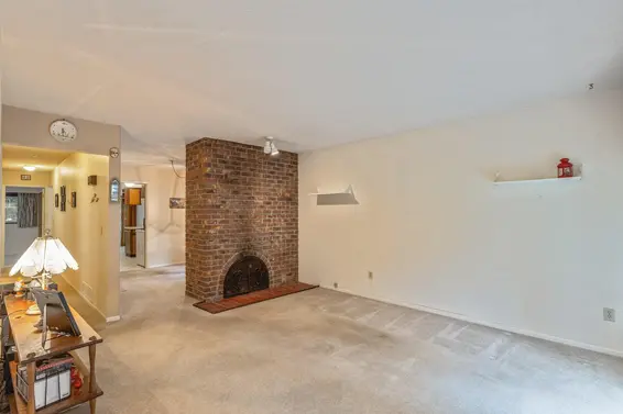 4390 Hoskins Road, North Vancouver For Sale - image 7