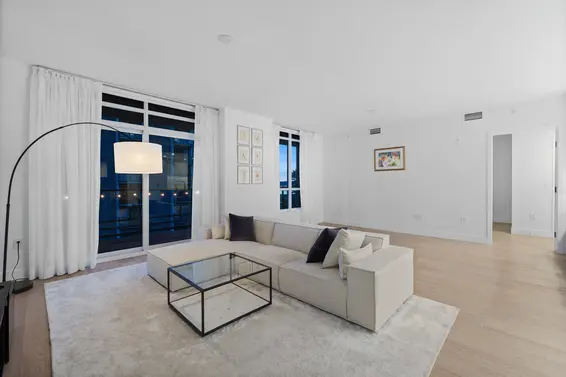 507 177 West 3rd Street, North Vancouver For Sale - image 7