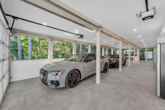 4138 Burkehill Road, West Vancouver For Sale - image 34