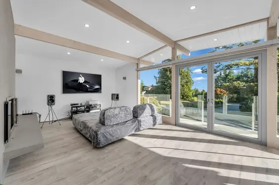 4138 Burkehill Road, West Vancouver For Sale - image 8