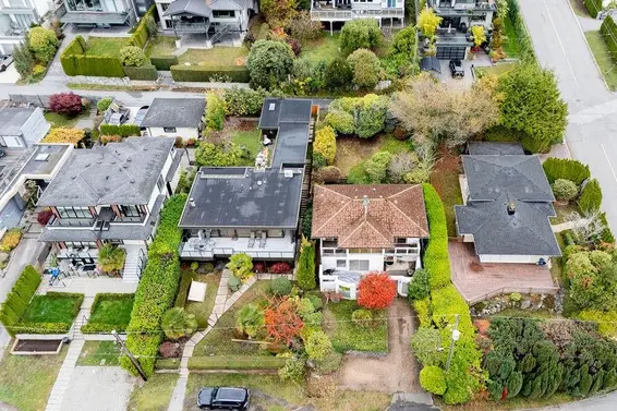 1115 Ottaburn Road, West Vancouver For Sale - image 20