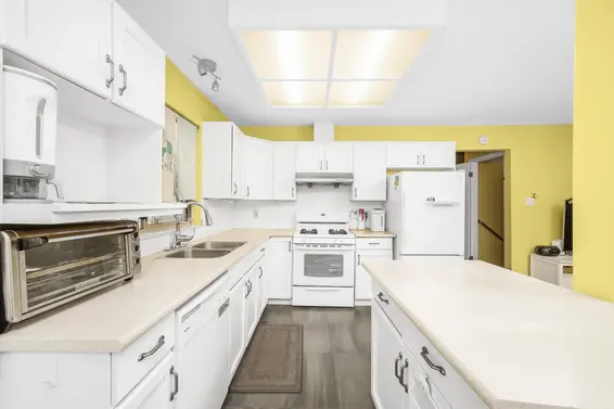 1931 Westview Drive, North Vancouver For Sale - image 10