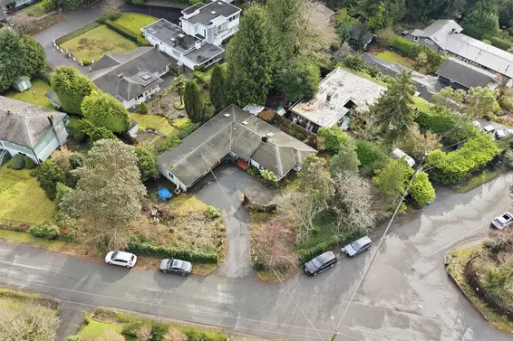 5757 Cranley Drive, West Vancouver For Sale - image 6