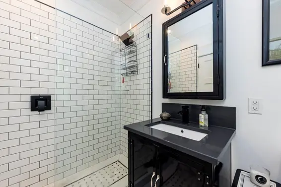 461 East St. James Road, North Vancouver For Sale - image 15