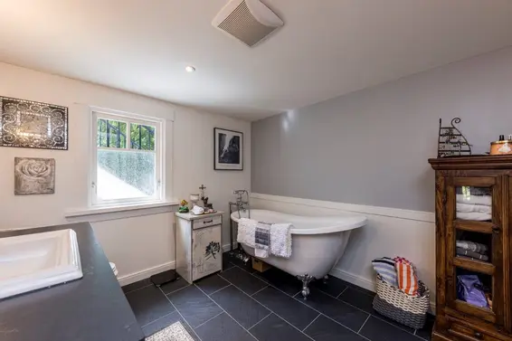 461 East St. James Road, North Vancouver For Sale - image 23