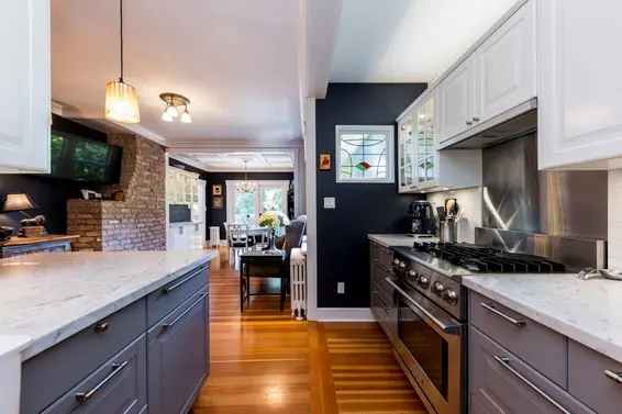 461 East St. James Road, North Vancouver For Sale - image 9