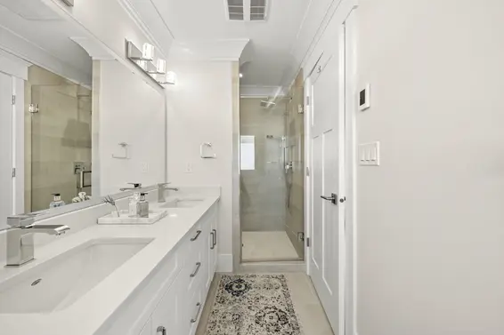 244 East 18th Street, North Vancouver For Sale - image 13