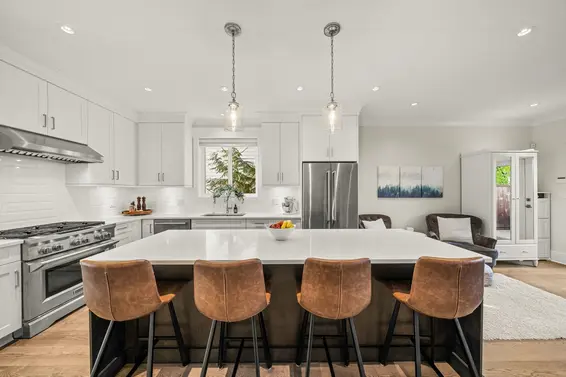 244 East 18th Street, North Vancouver For Sale - image 5