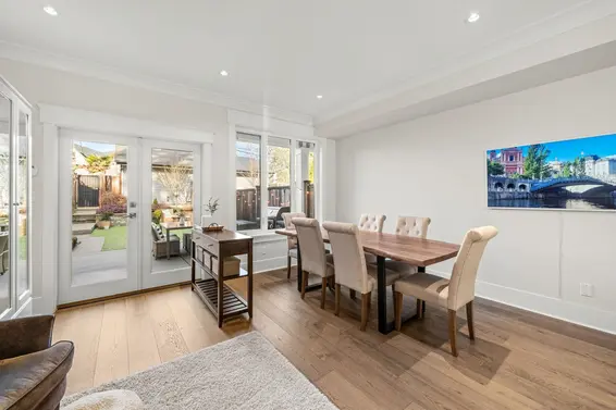 244 East 18th Street, North Vancouver For Sale - image 9