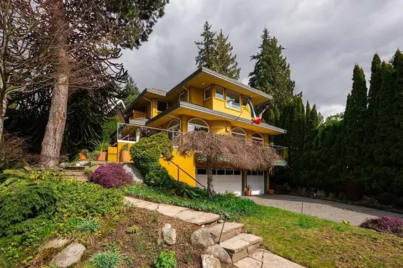 2635 Rosebery Avenue, West Vancouver For Sale - image 17