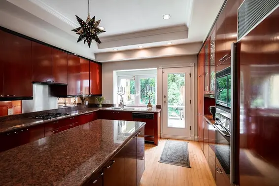 2635 Rosebery Avenue, West Vancouver For Sale - image 30
