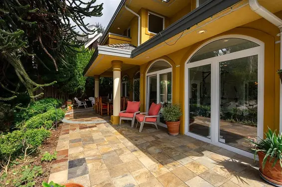 2635 Rosebery Avenue, West Vancouver For Sale - image 33