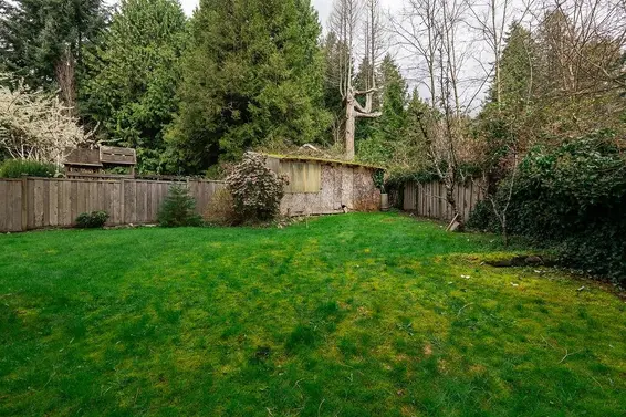 2635 Rosebery Avenue, West Vancouver For Sale - image 40