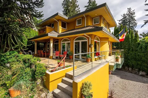 2635 Rosebery Avenue, West Vancouver For Sale - image 5
